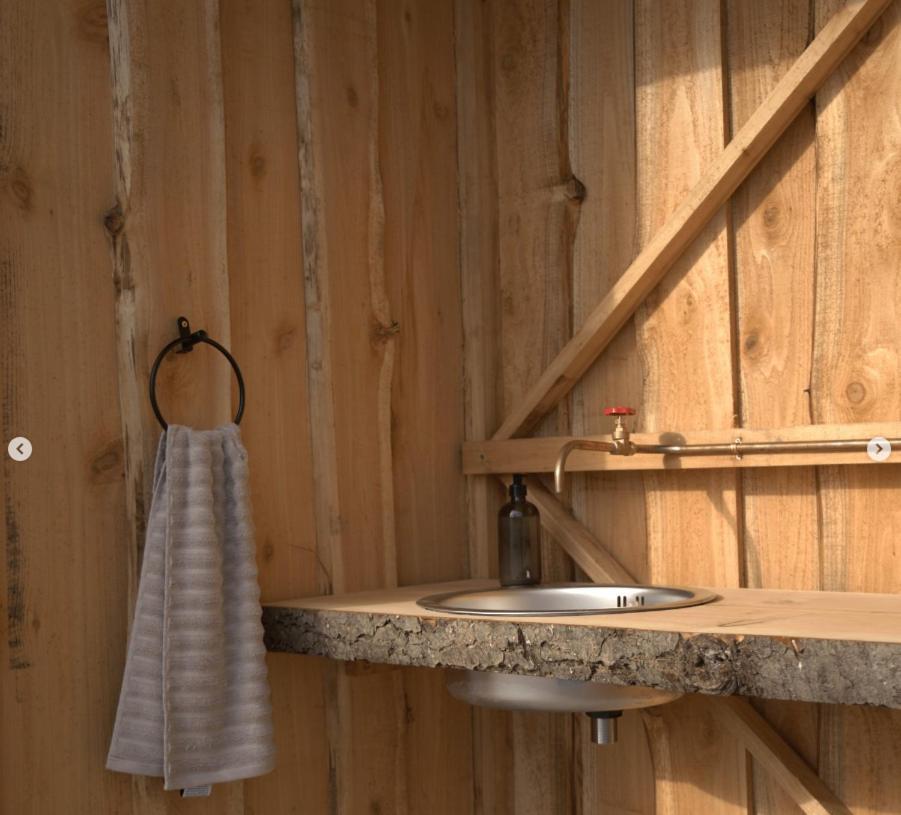 Trevena Cross Glamping & Camping 赫尔斯顿 外观 照片