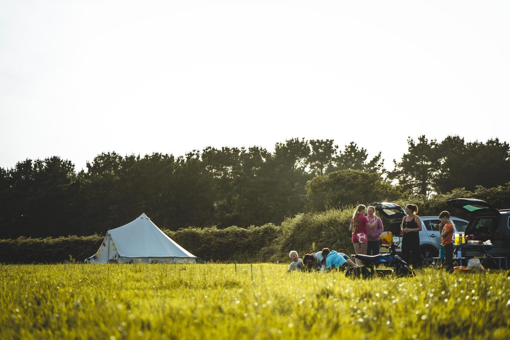 Trevena Cross Glamping & Camping 赫尔斯顿 外观 照片
